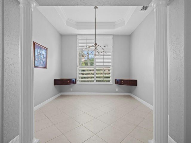 Продажа дома по адресу 7899 Preserve Drive - фото 6634270