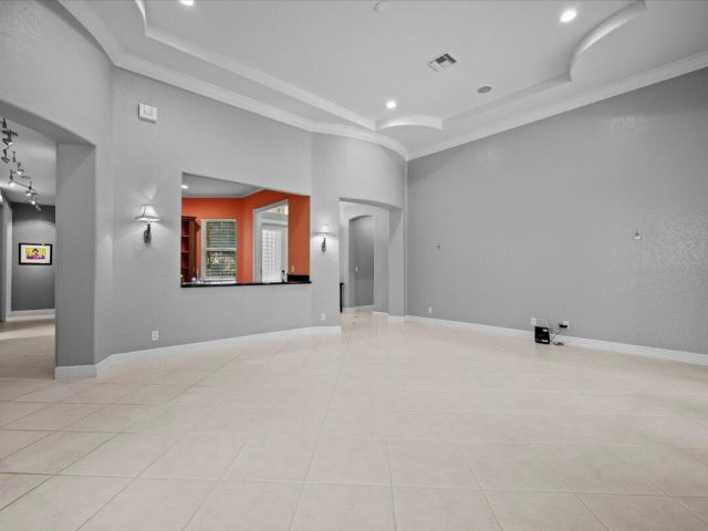 Продажа дома по адресу 7899 Preserve Drive - фото 6634274