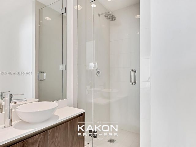 Продажа квартиры #904 - фото 6613182