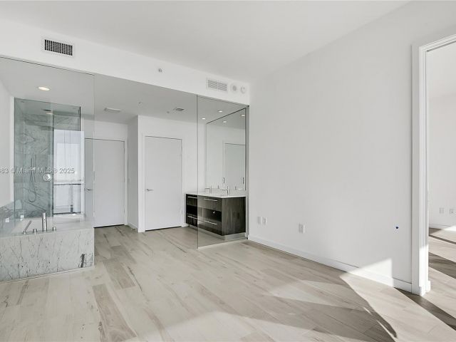 Продажа квартиры #904 - фото 6613188