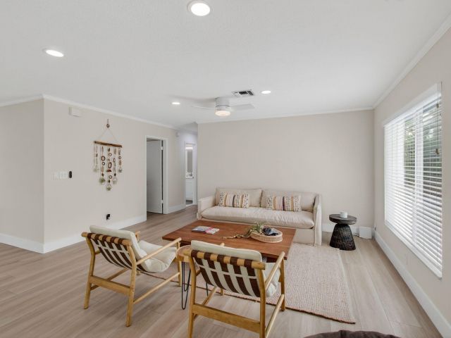 Дом в аренду по адресу 802 Mallard Drive - фото 6616737