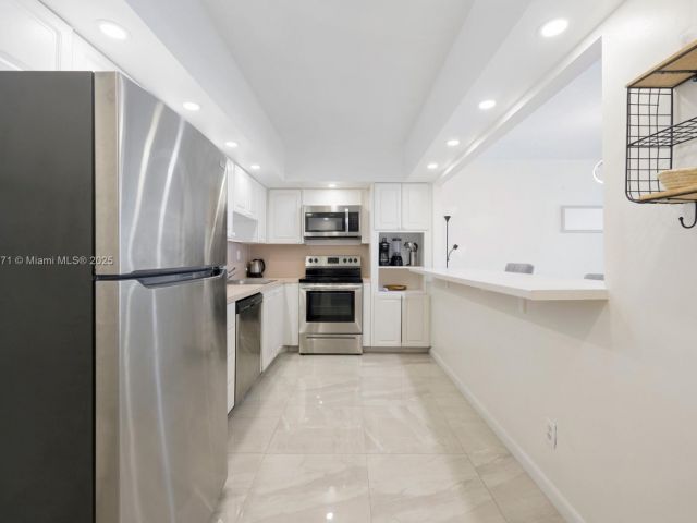 Продажа квартиры #1425 - фото 6613005