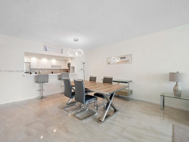 Продажа квартиры #1425 - фото 6613006