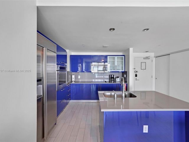 Продажа квартиры #1704 - фото 6613436