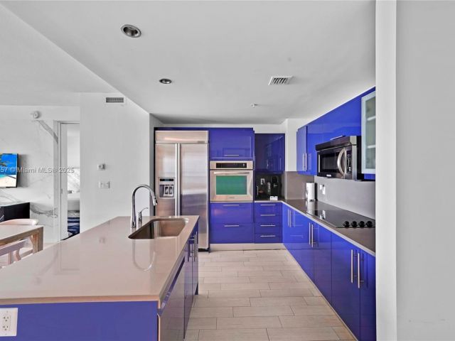 Продажа квартиры #1704 - фото 6613438