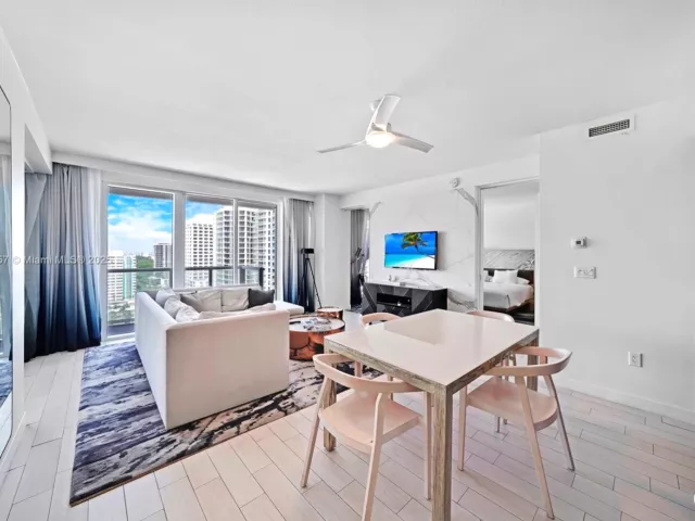 Продажа квартиры #1704 - фото 6613431