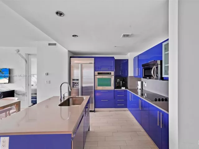 Продажа квартиры #1704 - фото 6613438