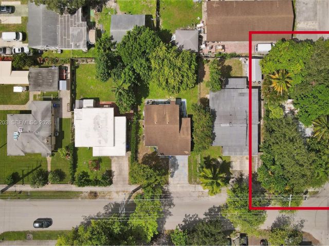 Продажа дома по адресу 1024 N 24th Ave - фото 7493772