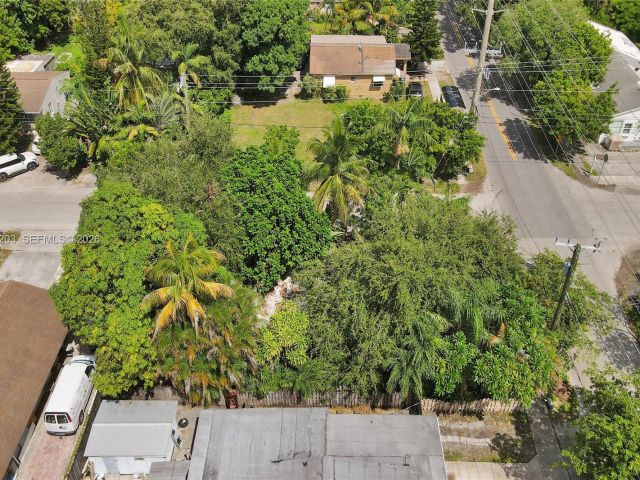 Продажа дома по адресу 1024 N 24th Ave - фото 7493797