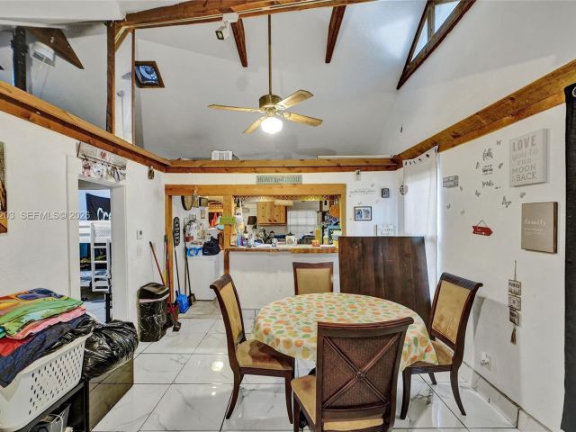 Продажа дома по адресу 1024 N 24th Ave - фото 7493801