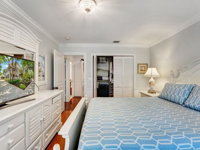 Дом в аренду по адресу 306 N Swinton Avenue - фото 6614473