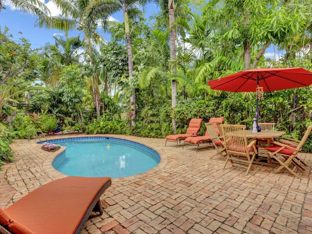 Дом в аренду по адресу 306 N Swinton Avenue - фото 6614478