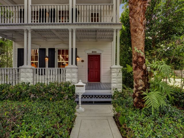 Дом в аренду по адресу 306 N Swinton Avenue - фото 6614485