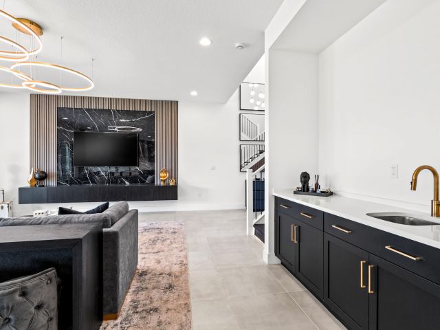 Продажа дома по адресу 8258 Essex Country Club Drive - фото 6622540