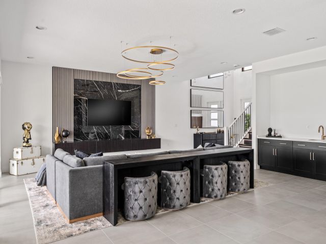 Продажа дома по адресу 8258 Essex Country Club Drive - фото 6622541