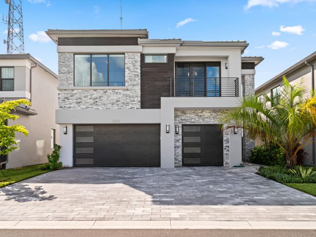 Продажа дома по адресу 8258 Essex Country Club Drive - фото 6622553