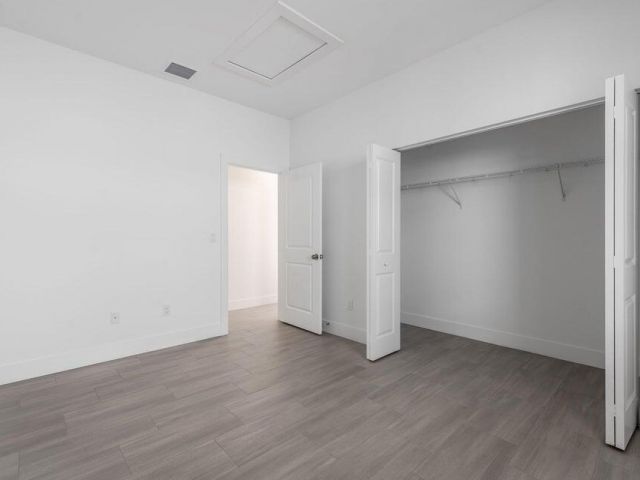 Дом в аренду по адресу 3715 Saginaw Avenue - фото 6627717