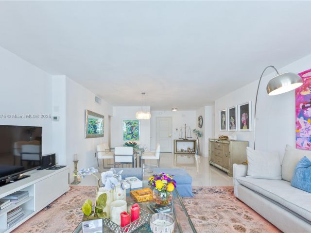 Продажа квартиры #20V - фото 6614666