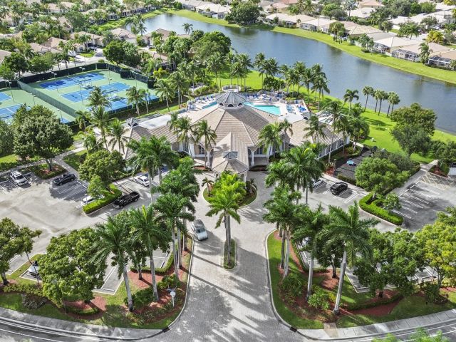 Продажа дома по адресу 8841 S San Andros - фото 6660918