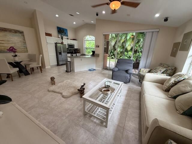 Дом в аренду по адресу 13255 Royale Sabal Court - фото 6662896