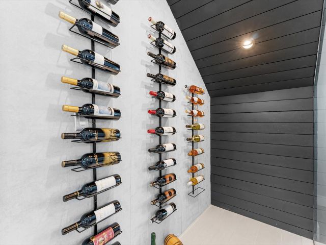 Продажа дома по адресу 1044 NW 6th Drive - фото 6643501