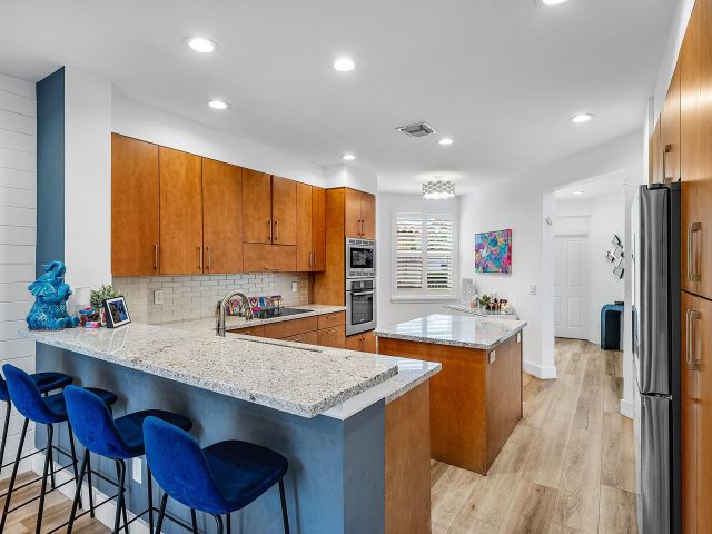 Продажа дома по адресу 5338 NW 26th Circle S - фото 6622930