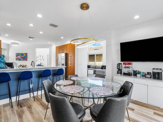 Продажа дома по адресу 5338 NW 26th Circle S - фото 6622931