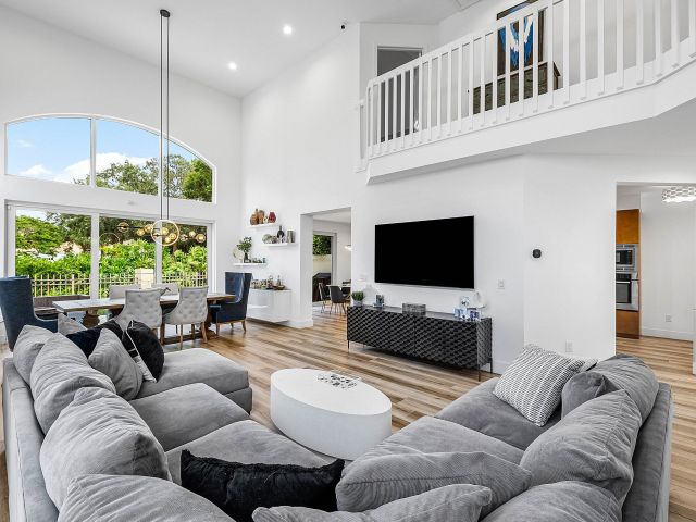 Продажа дома по адресу 5338 NW 26th Circle S - фото 6622937