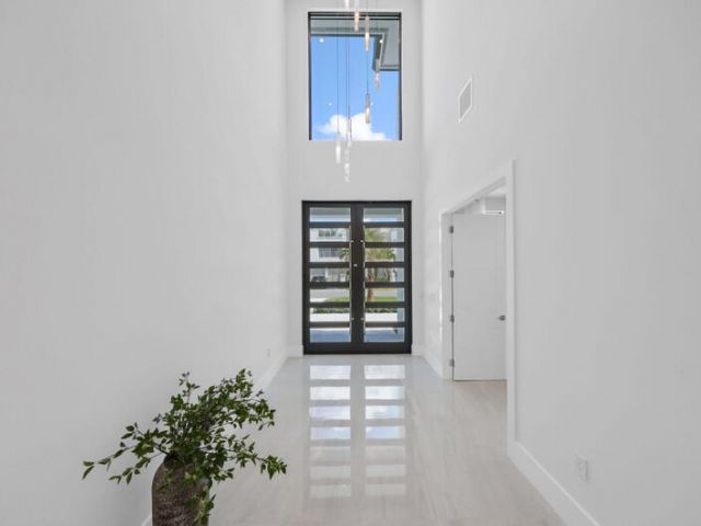 Продажа дома по адресу 260 NE 3rd Street - фото 6644681