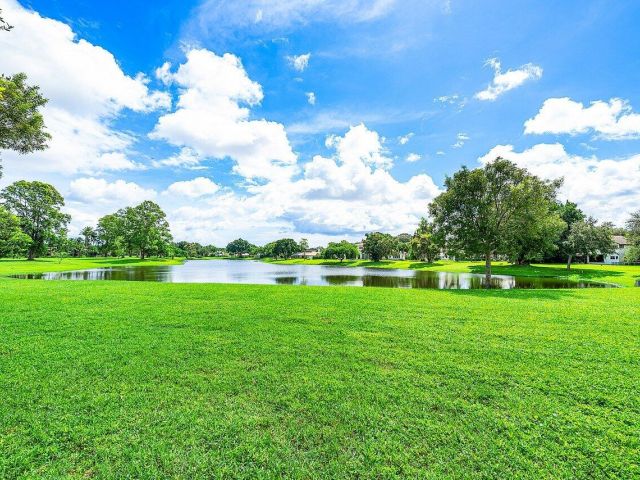 Продажа дома по адресу 2238 NW 30th Road - фото 6644698