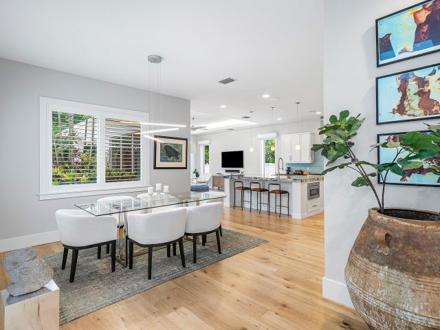 Продажа дома по адресу 1008 NW 1st Avenue - фото 6722428