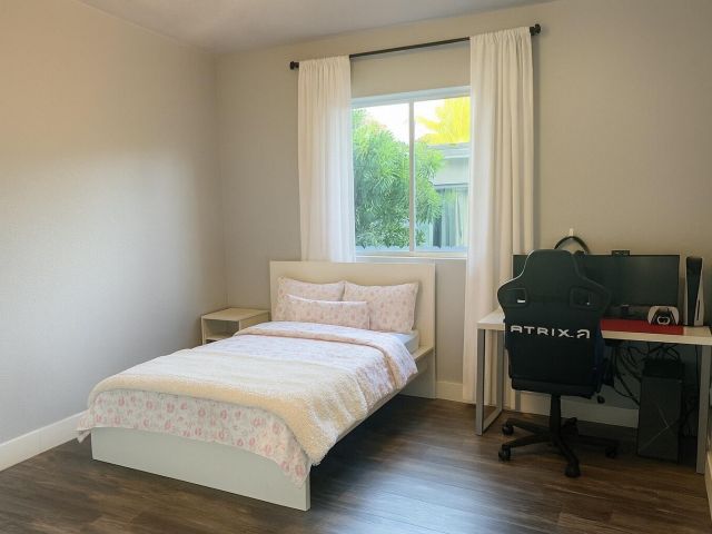 Продажа дома по адресу 5628 Flagler Street - фото 6644957