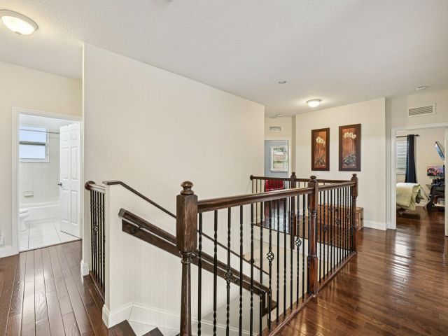 Продажа дома по адресу 553 Gazetta Way - фото 6616327