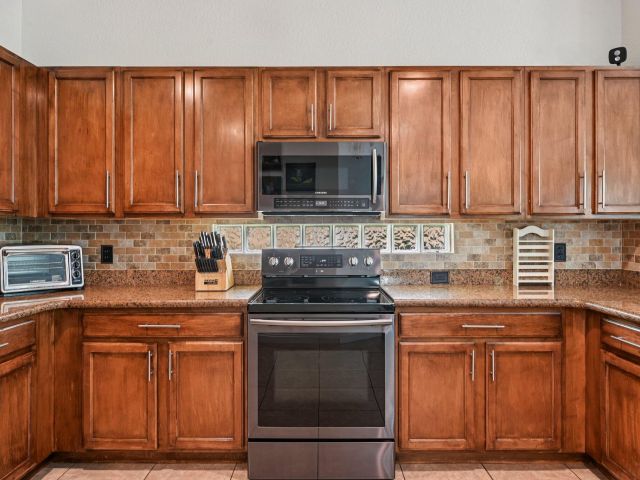 Продажа дома по адресу 553 Gazetta Way - фото 6616330