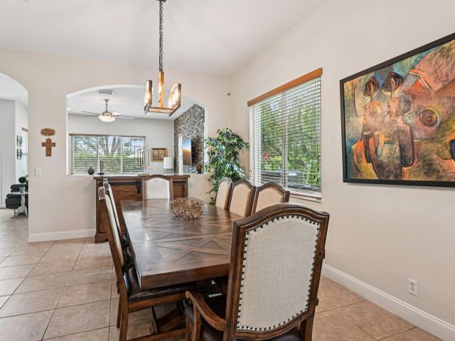 Продажа дома по адресу 553 Gazetta Way - фото 6616339