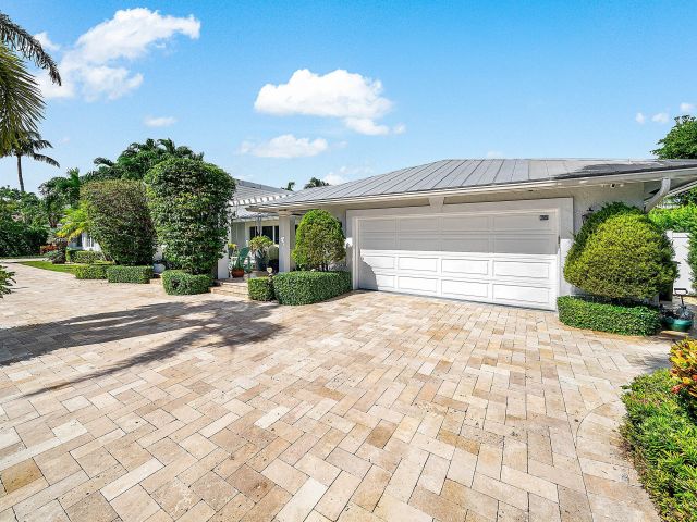 Продажа дома по адресу 7425 NE Bay Cove Court - фото 6622880