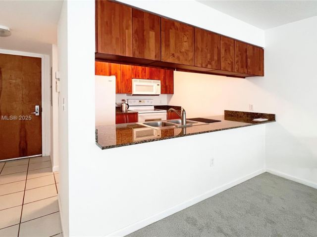 Продажа квартиры #2814 - фото 6625354