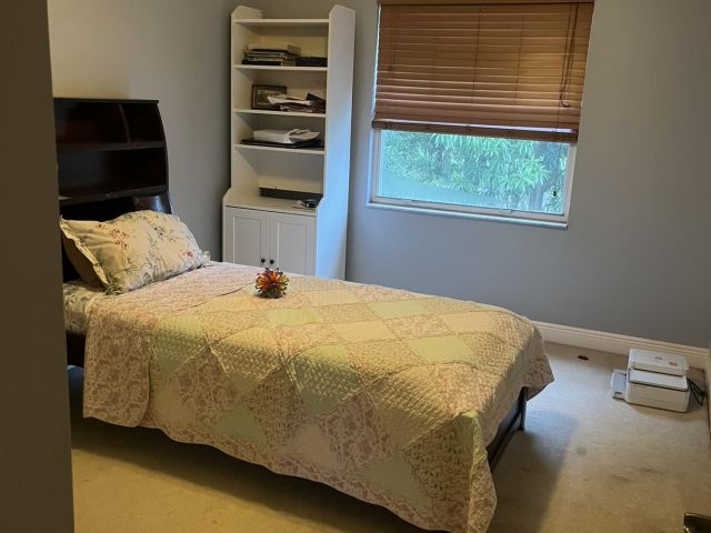 Дом в аренду по адресу 18051 Rhumba Way - фото 6644285