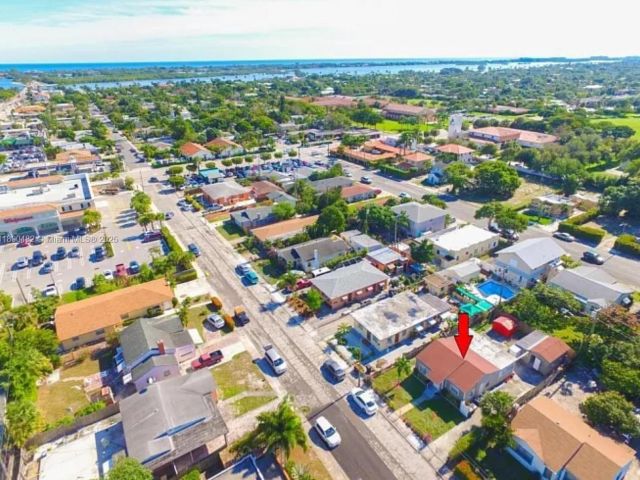 Дом в аренду по адресу 438 Malverne Rd 1 - фото 7504449