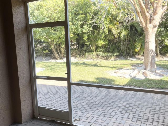 Продажа дома по адресу 870 Gazetta Way - фото 6618761