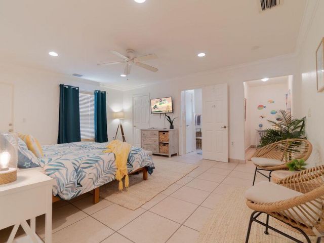 Продажа дома по адресу 951 Green Street - фото 6679129