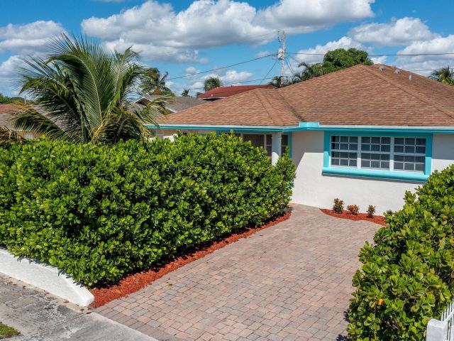 Продажа дома по адресу 951 Green Street - фото 6679142