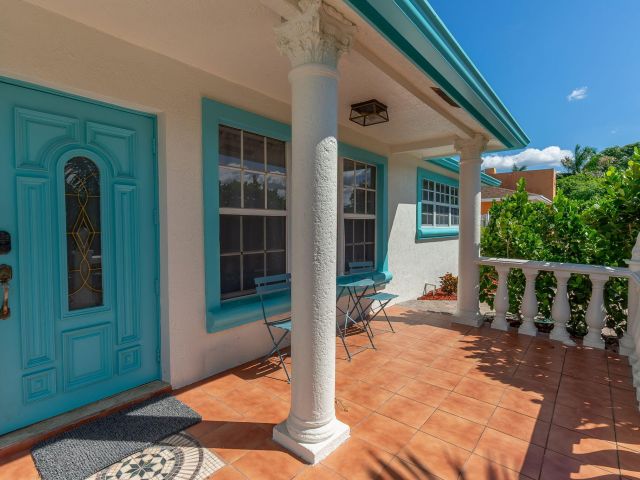 Продажа дома по адресу 951 Green Street - фото 6679147