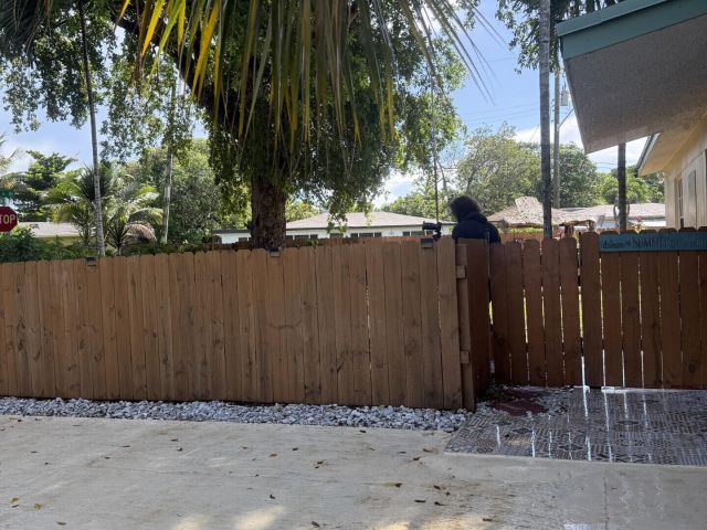 Продажа дома по адресу 601 SW 5th Court - фото 6626541