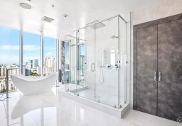 Квартира #5-UPH04