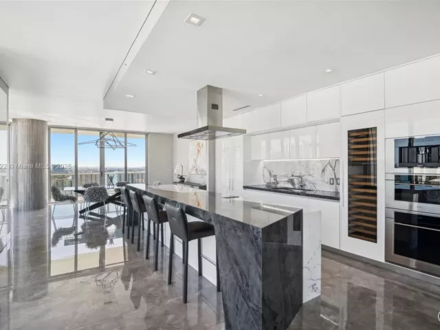 Квартира в аренду номер5-UPH04 - фото 6623828