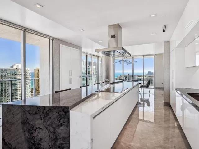 Квартира в аренду номер5-UPH04 - фото 6623829