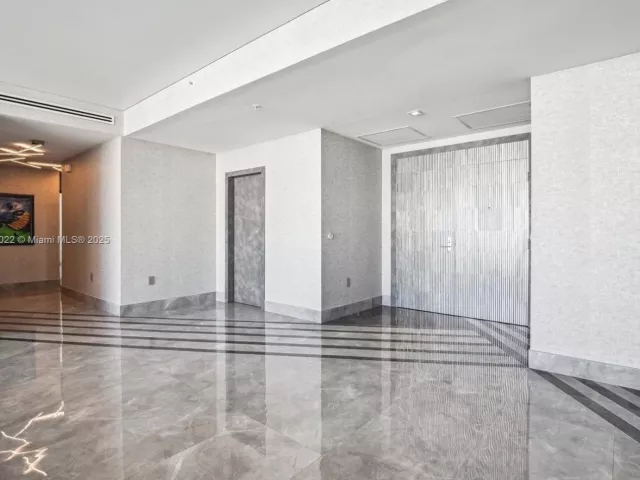 Квартира в аренду номер5-UPH04 - фото 6623833