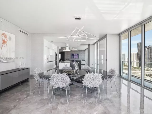 Квартира в аренду номер5-UPH04 - фото 6623825