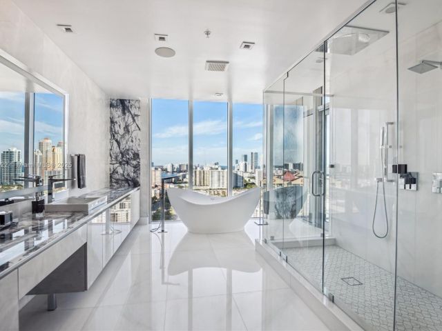 Квартира в аренду номер5-UPH04 - фото 6623819